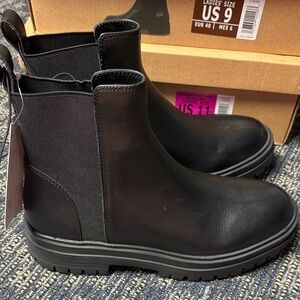 Steve Madden Black Ankle Booties
